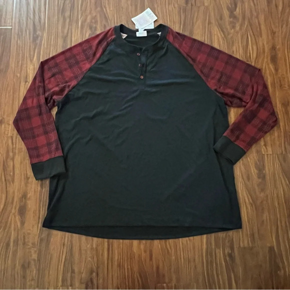 LuLaRoe Mark 3 Button Henley T-Shirt Long Sleeve Red Black size 3X Unisex - Picture 2 of 9